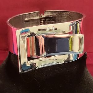 Chunky Silver Tone Hinge Bracelet 1.5" x 7"